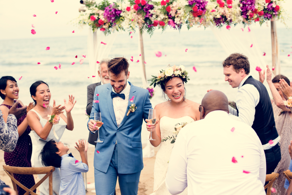 beach wedding services